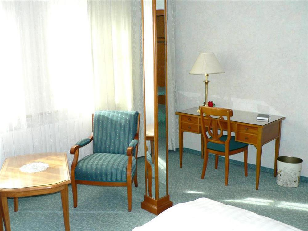 Historik Goldener Hirsch Rothenburg Hotel
