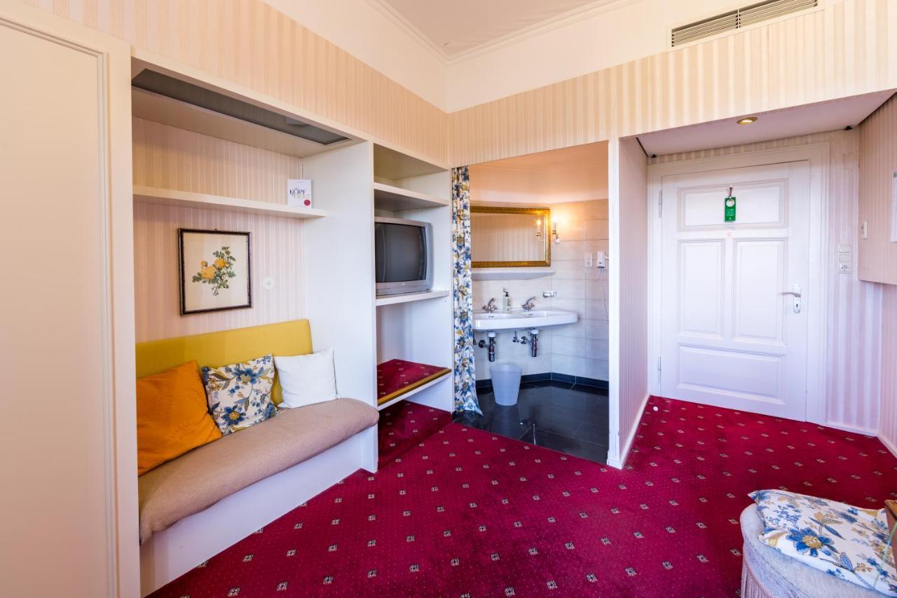 Historik Goldener Hirsch Rothenburg Hotel 3*