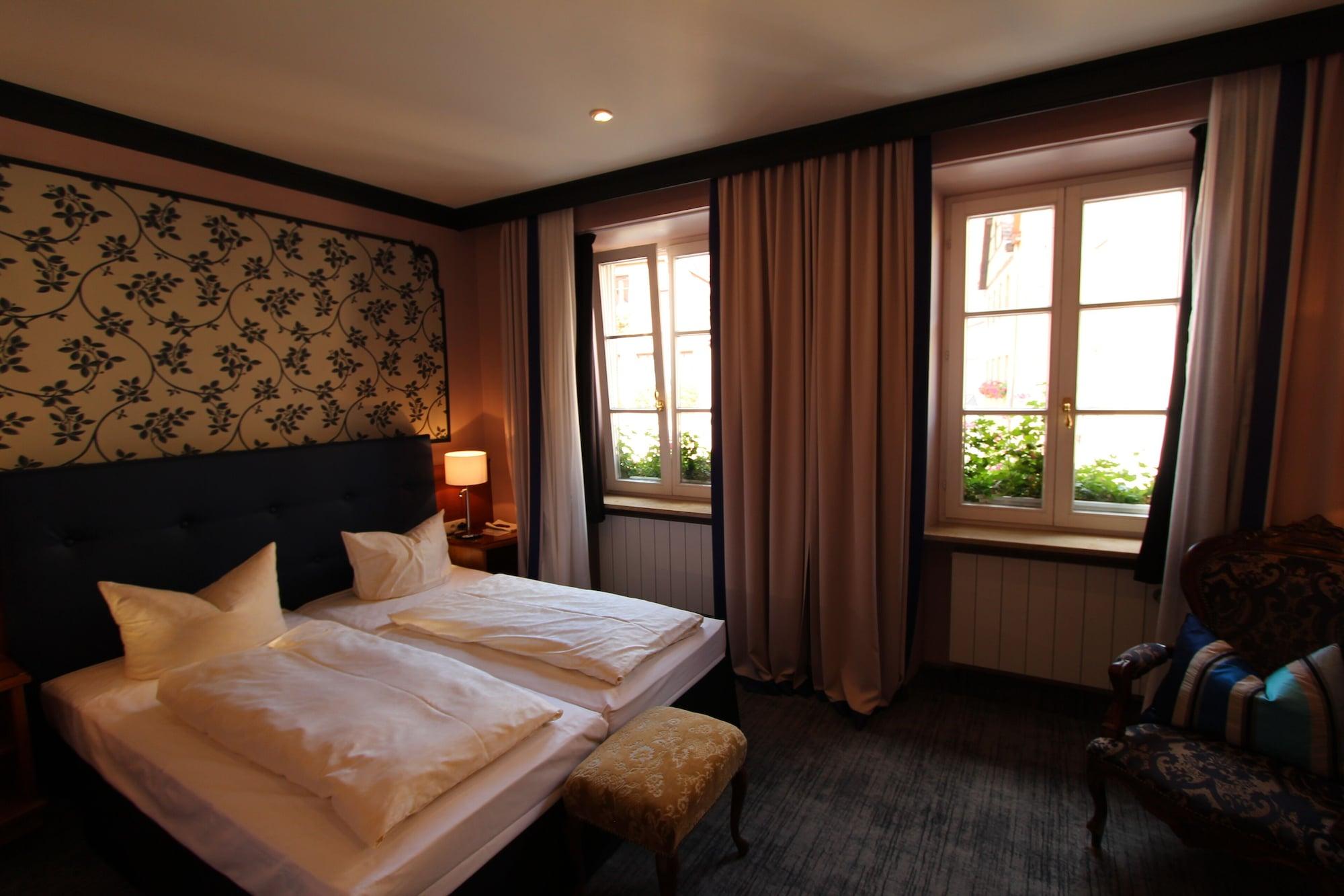 Historik Goldener Hirsch Rothenburg 3*