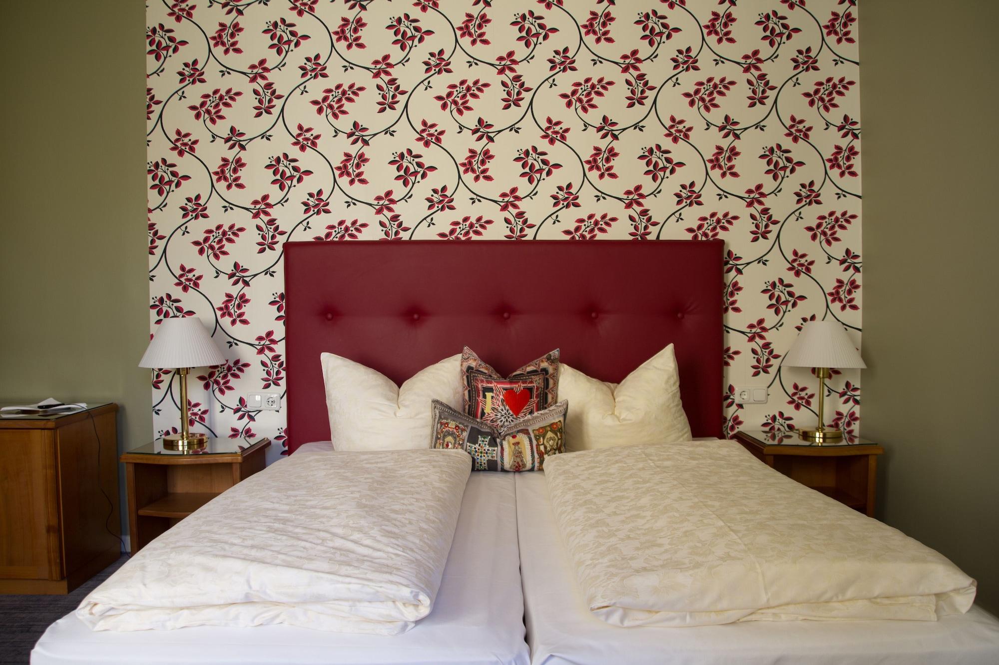 Historik Goldener Hirsch Rothenburg 3*